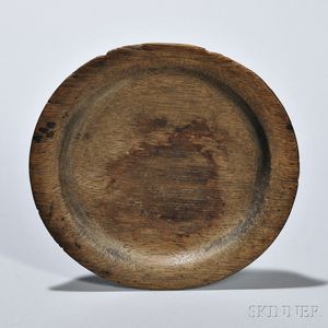 Small Oak Treen Plate