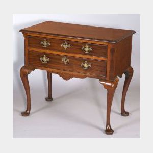 Chippendale Mahogany Carved Dressing Table