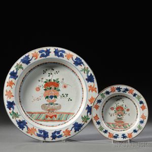 Chinese Export Porcelain Export Charger and Matching Deep Dish