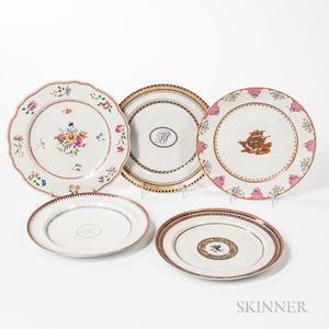 Five Export Porcelain Dinner Plates