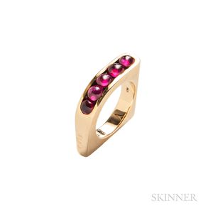 Retro 14kt Gold and Ruby Ring