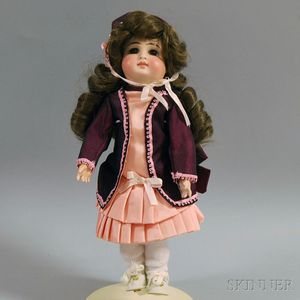 Small Closed-mouth Bisque Head Belton-type Doll