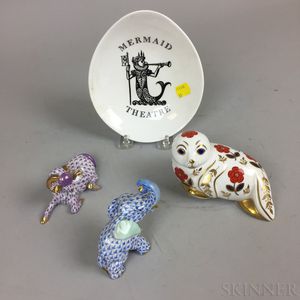 Four Porcelain Items