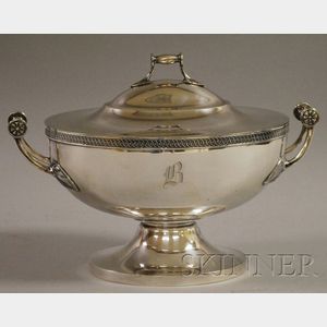 Gorham Classical-style Silver-Plated Tureen