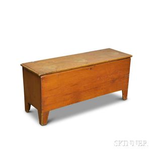 Pine Six-board Chest