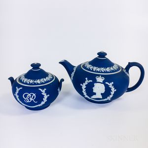 Wedgwood Dark Blue Jasper George VI Commemorative Teapot and Covered Sugar