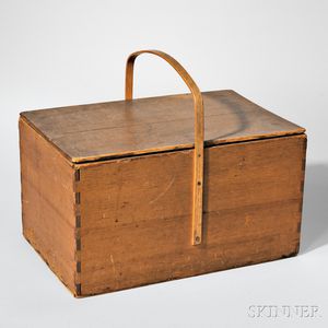 Shaker Red/Brown-stained Chip Box