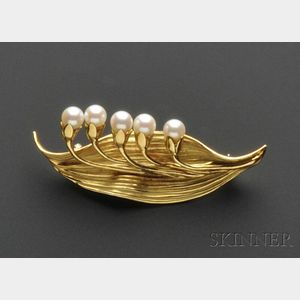 18kt Gold and Cultured Pearl Brooch, Cartier