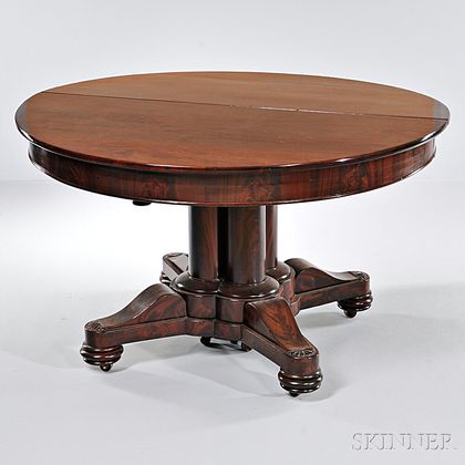 Gothic Revival Carved Mahogany and Mahogany Veneer Extension Dining Table