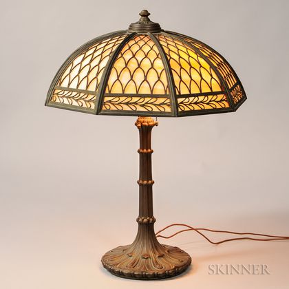 Arts and Crafts Slag Glass Table Lamp 