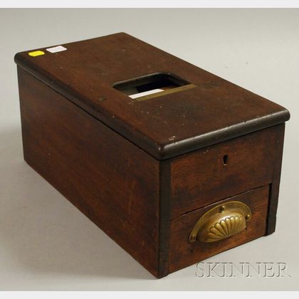 G.H. Gledhill & Sons Ltd. Mahogany Cash and Counting Box