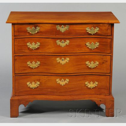 Chippendale Mahogany Carved Reverse Serpentine Chest of Four Drawers