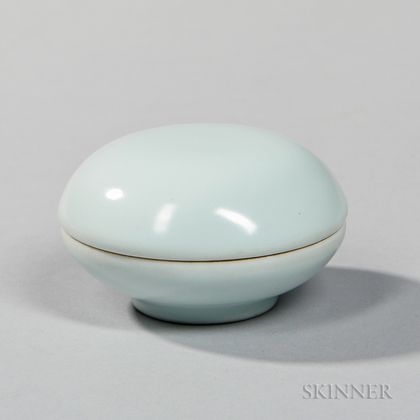 White-glazed Porcelain Covered Box