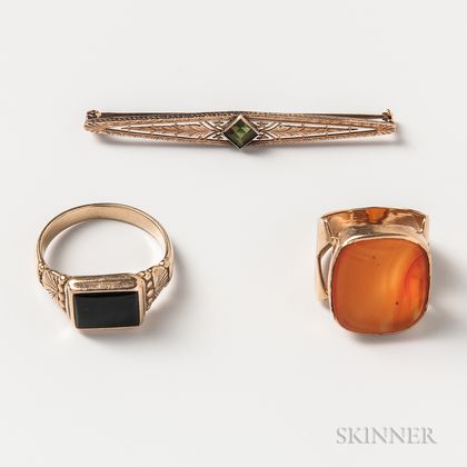 Two 14kt Gold Rings and a 10kt Gold Gem-set Bar Brooch