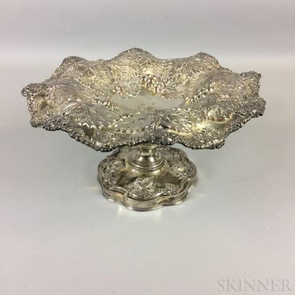 Large Silver-plated Grapevine Pattern Tazza