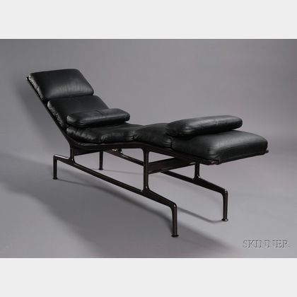 Charles and Ray Eames Chaise