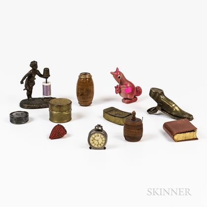 Group of Small Sewing Accessories