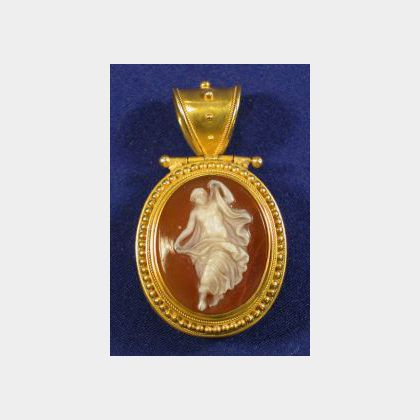 Etruscan Revival 18kt Gold and Agate Cameo Pendant Locket