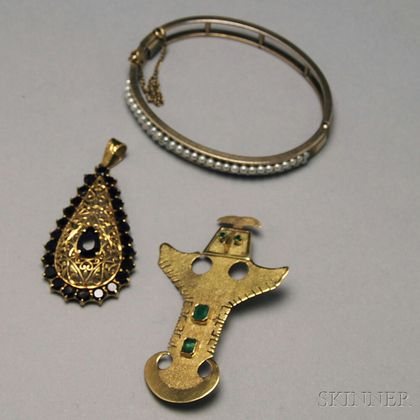 Three Gem-set Jewelry Items