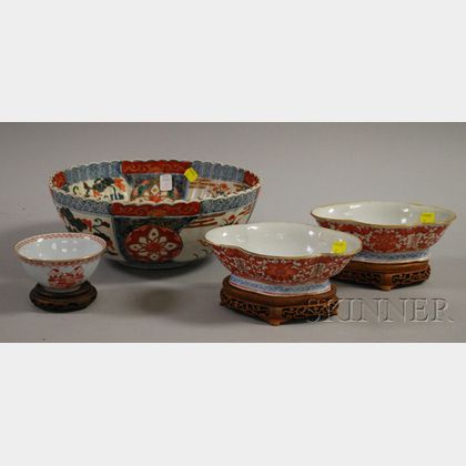 Imari Porcelain Bowl, a Pair of Chinese Export Porcelain Shaped Footed Dishes, and a Copeland/Spode Lee Cup