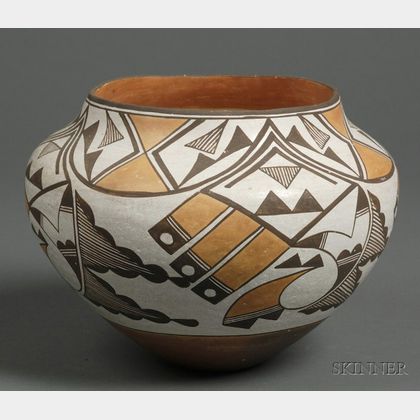 Southwestern Polychrome Pottery Jar