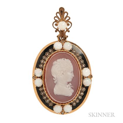 Antique Gold and Hardstone Cameo Locket
