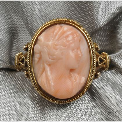 Antique 18kt Gold and Coral Cameo Ring