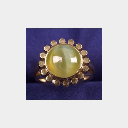 14kt Gold and Cat&#39;s-eye Chrysoberyl Ring