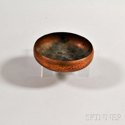 Karl Kipp Arts and Crafts Hand-hammered Copper Bowl