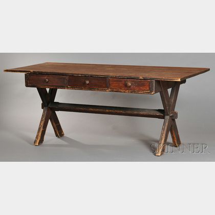Brown-stained Sawbuck Table