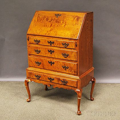 Queen Anne-style Maple Child's Desk on Stand