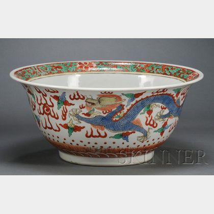Wucai Dragon Bowl
