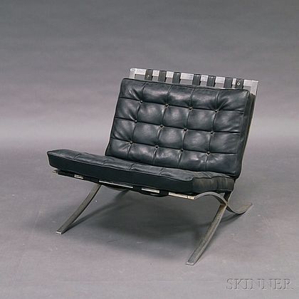 Chromed Steel and Leather Barcelona-style Chair