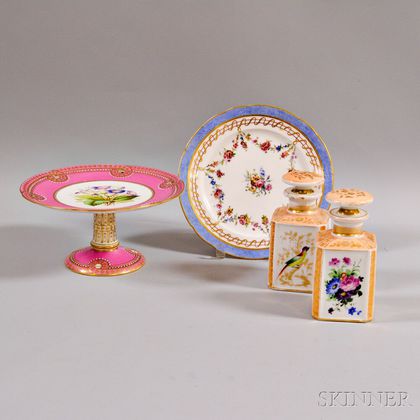 Four Continental Porcelain Tableware Items. Estimate $100-200