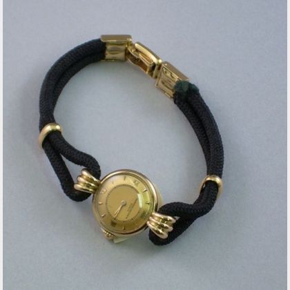 Vacheron and Constantin 18kt Gold 17-jewel Ladys Wristwatch. 