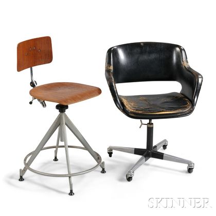 Tehokaluste Swivel Chair and a Kevi Office Chair 
