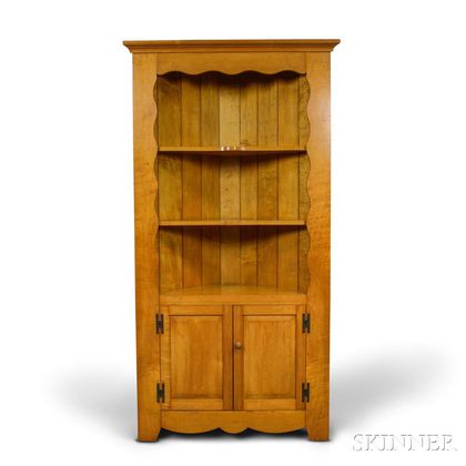 Country-style Maple Corner Cupboard