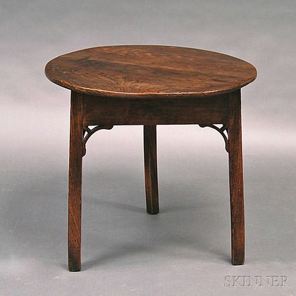 Three-leg Chestnut Tea Table