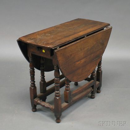 William & Mary-style Oak Drop-leaf Gate-leg Table