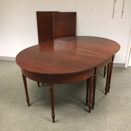 Wallace Nutting Federal-style Three-part Mahogany Dining Table