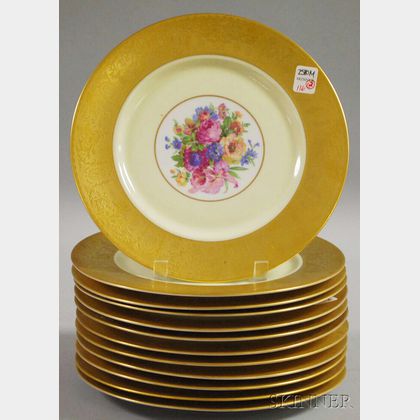 Set of Twelve Heinrich & Co. Hand-painted Porcelain Dinner Plates