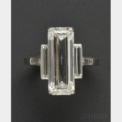Important Platinum and Diamond Ring, Cartier