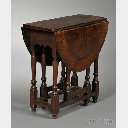 William & Mary-style Oyster-veneered Gate-leg Table