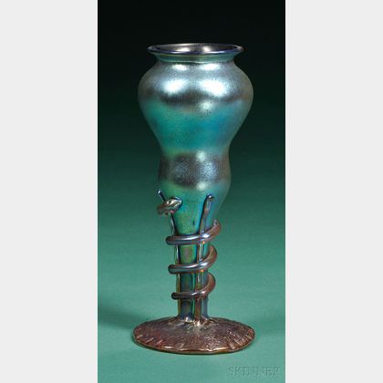 Art Nouveau Glass Vase Attributed to Loetz