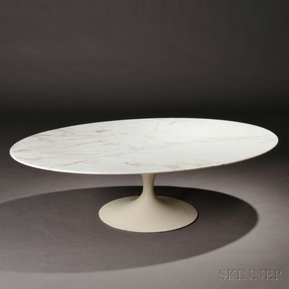 Eero Saarinen Tulip Coffee Table 
