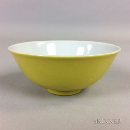Small Yellow-glazed Bowl
