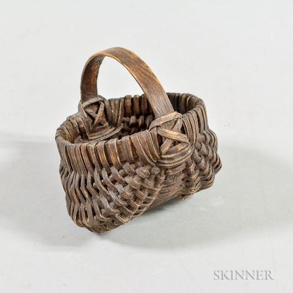 Miniature Buttocks Basket with Handle