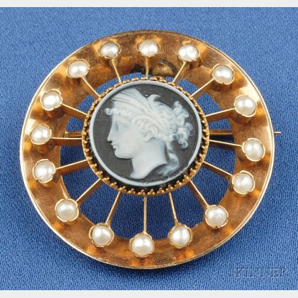 Antique 18kt Gold, Hardstone Cameo, and Seed Pearl Pendant/Brooch