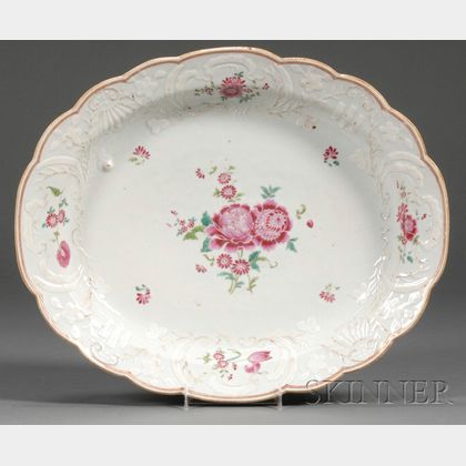 Chinese Export Porcelain Famille Rose Decorated Platter