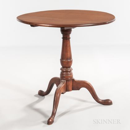 Queen Anne-style Maple Tilt-top Tea Table